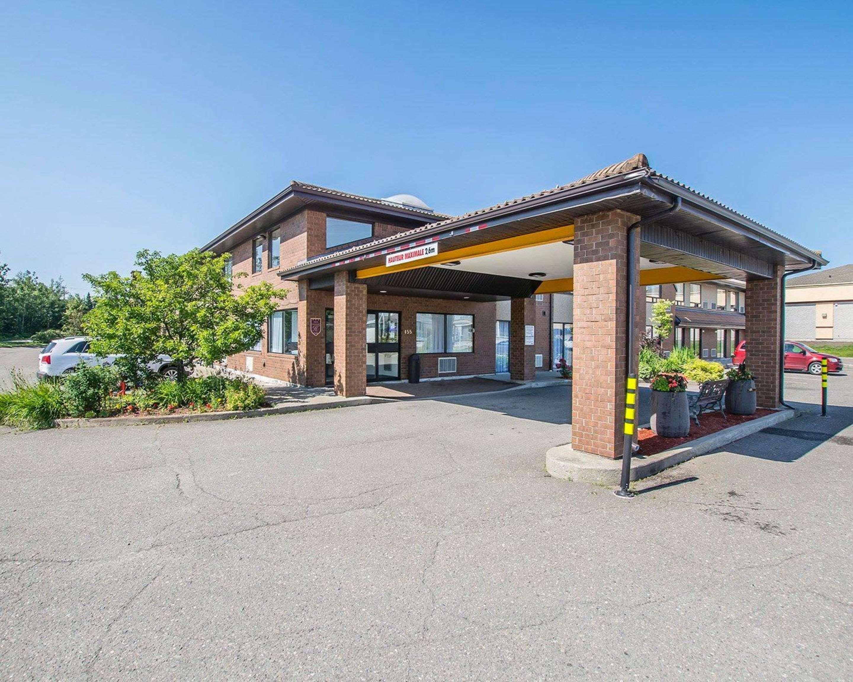 Comfort Inn Rimouski Exterior photo