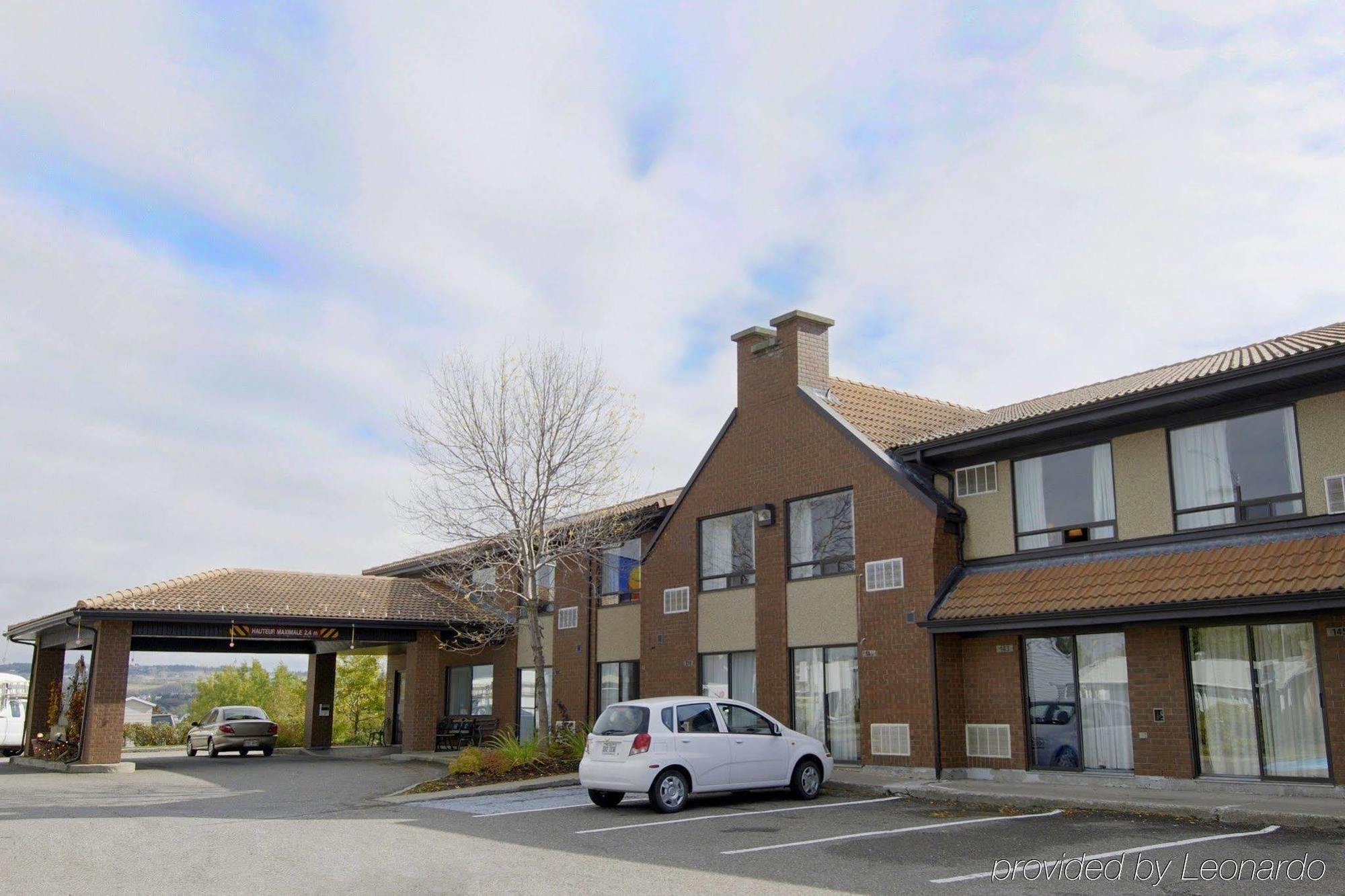 Comfort Inn Rimouski Exterior photo